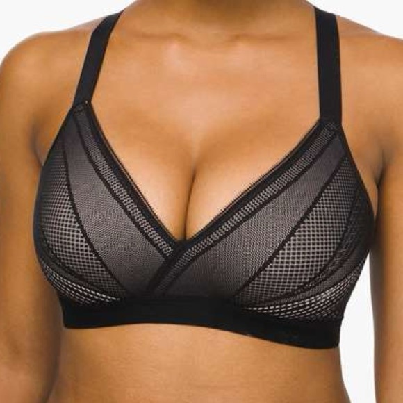 Lululemon Awake to Lace Bra Black/Barely Beige size 36D - Picture 1 of 4
